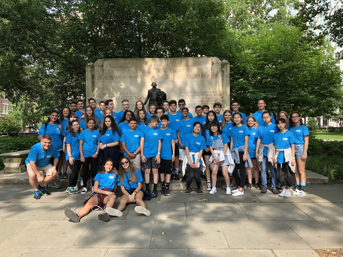 mrs_vanvleet_wb's tweet image. Second stop for Bus #2 - Washington Square #philly #8thgradetrip @WestBrook_Param