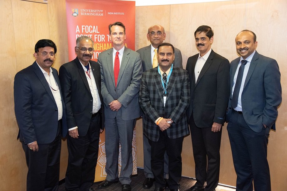 news_ub's tweet photo. Government officials from India visited campus to discover how research experts might work with policymakers to help introduce #electricvehicles into the state of Kerala:
https://t.co/yiGZuGJOAC @UOB_India https://t.co/BCC89OCcAb