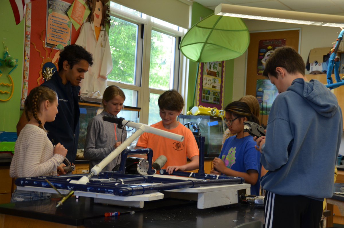 ColbyIMS's tweet image. Sixth grade students at IMS problem solving with perseverance and teamwork. Learning so many skills including using different tools and wiring electronics to power the motors of their go karts. @Changeissimple1 @revisionsolar @NEED_Project @PBLWorks @ipswich_chron