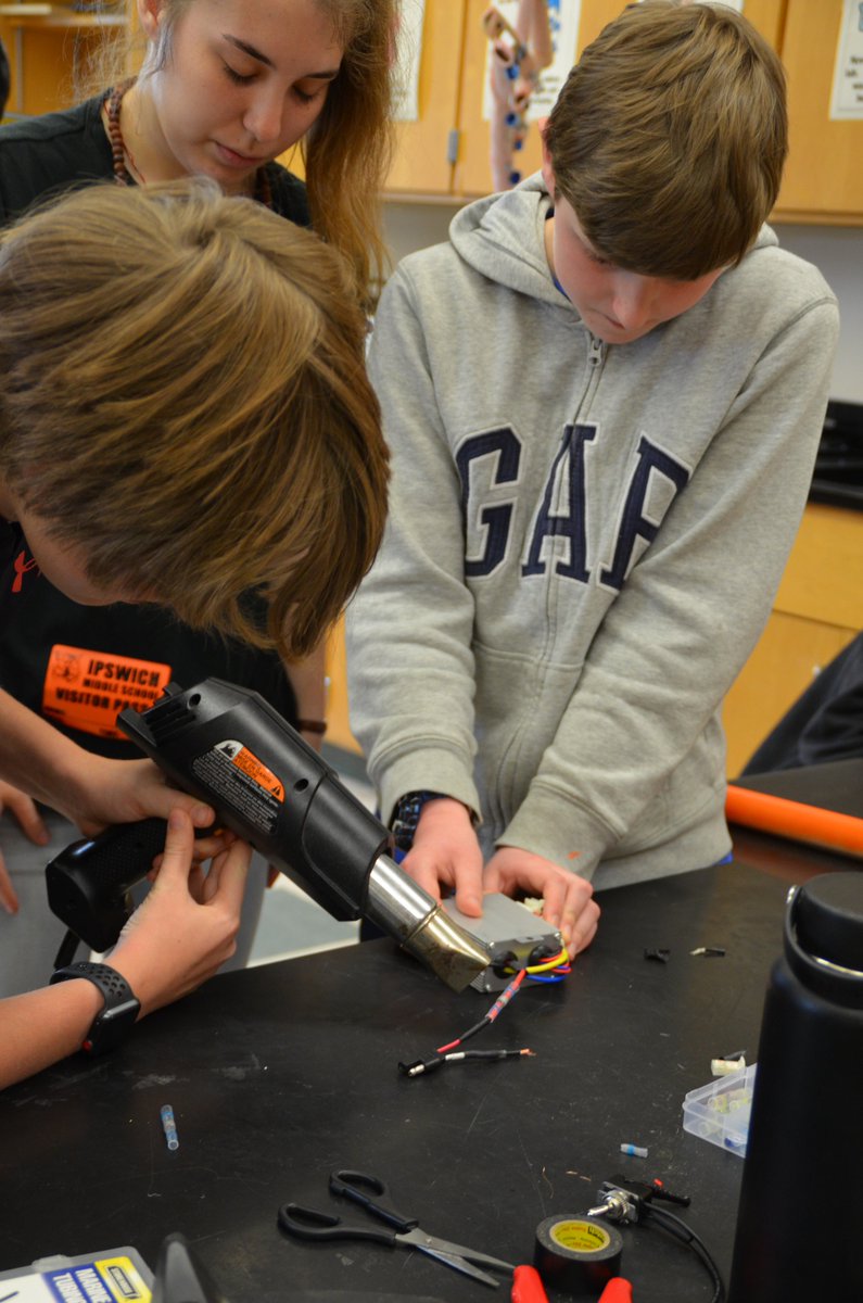 ColbyIMS's tweet image. Sixth grade students at IMS problem solving with perseverance and teamwork. Learning so many skills including using different tools and wiring electronics to power the motors of their go karts. @Changeissimple1 @revisionsolar @NEED_Project @PBLWorks @ipswich_chron