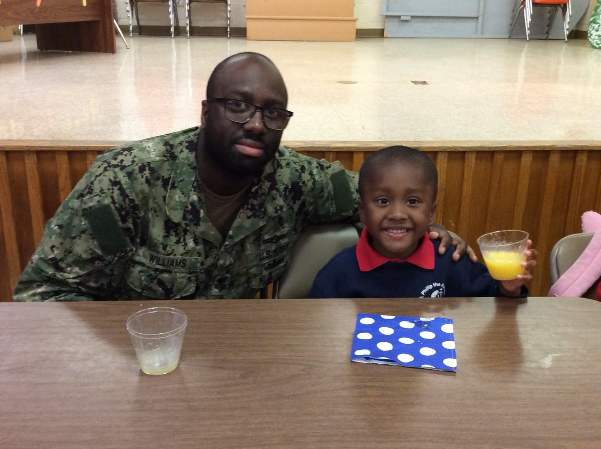 StPhilip_MD's tweet photo. We had a great turn out this morning for
๐ฉDoughnuts with Dad! ๐ฉ
Thank you to Mrs Norman and Ms. Alexander for organizing what we hope becomes an annual event and for putting all these smiles on our Dads and childrenโs faces. #ADWSaints #doughnutswithdad https://t.co/HLgeuWkGob