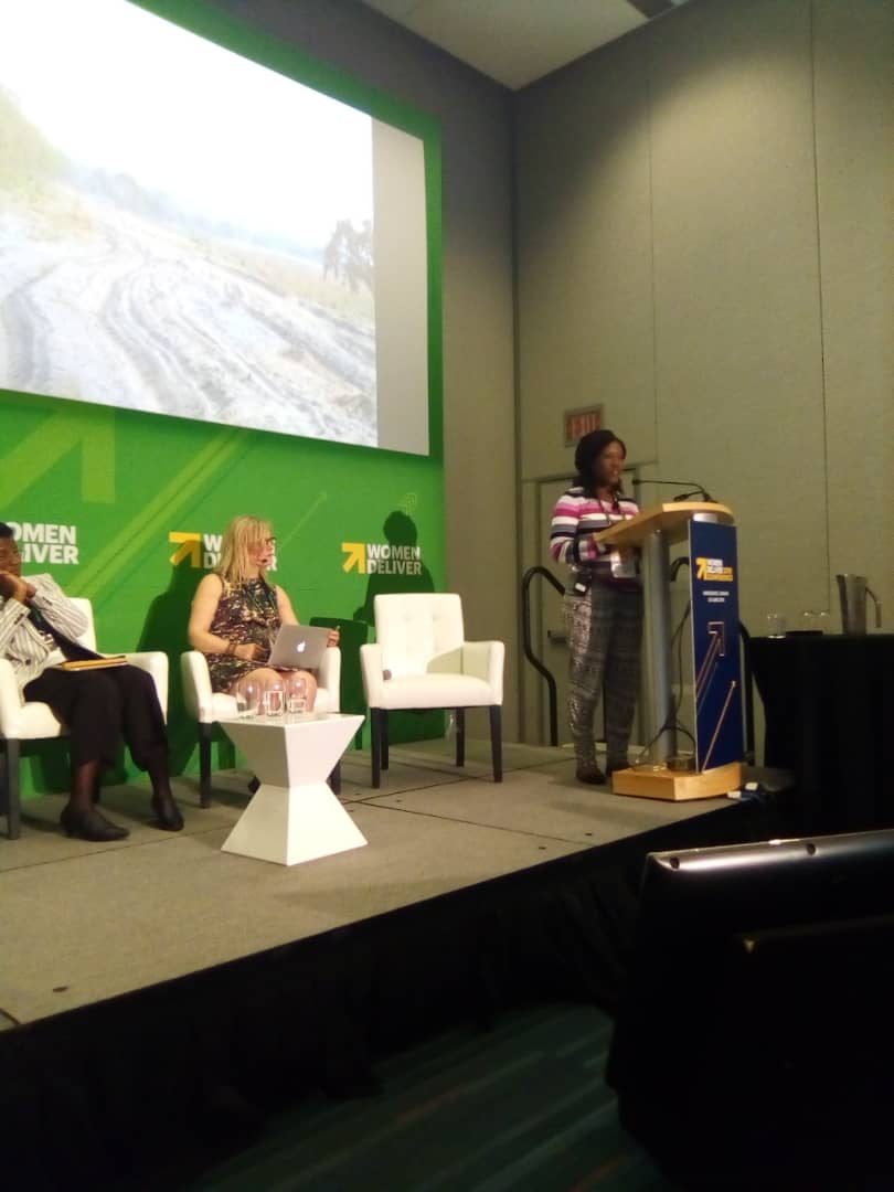 MAMatScale's tweet photo. This #WomanCrushWednesday we give the spotlight to our very own Ruth Nyirenda, pictured below as she delivered a poignant presentation at #WD2019 about past successes and new women-friendly tools to #endmalaria 🚫🦟

#WomenDeliver #gender #globalhealth #equity #BalanceforBetter https://t.co/ulutwfcVka