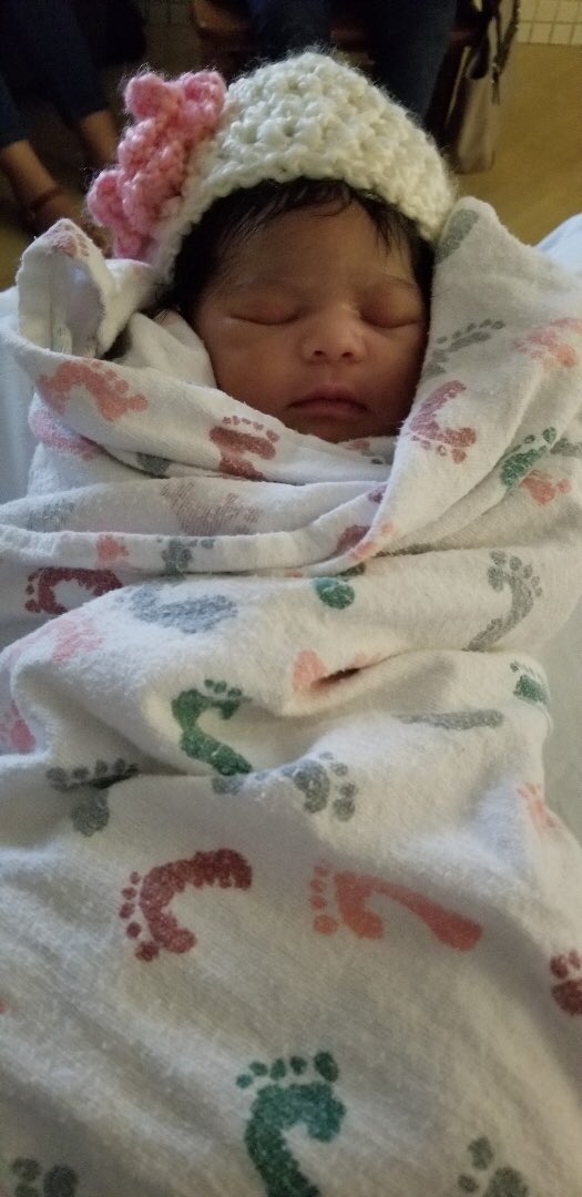 I just wanted to share the newest edition to my family! My Niece Amelia Delamora. She was born yesterday at 6:11 am. I couldn’t be happier for my brother and his wife. We finally have another baby in our family after 8 years 😭🙌🏽🙌🏽🙌🏽💜💜💜💜 can’t wait to meet her.