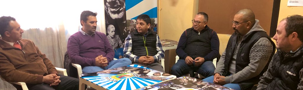 CSVyBNeuquen's tweet photo. #BuenMiercoles apoyamos la decisión de @dariomartinezpj de participar en las #PASO2019 el próximo mes de agosto. Compartimos la idea que el #MPN no quiere co formar un frente antimacrista, muy por el contrario son macristas camuflados. #FernandezFernandez https://t.co/8mS1yNyvfB