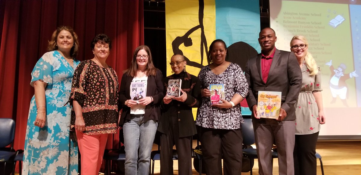 NPSvoices's tweet photo. My VERY OWN LIBRARY kicks off today in Newark with 88K books, 22K kids, 35 schools, 13 author visits with 1300 autographed books! Yes! Thank you authors, thank you Scholastic, Unitrd Way and My Very Own Library!  #MVOLIBRARY  #HEY_TUSKEGEE #rasjbaraka #constantjazz531 #npspark https://t.co/tLuyihTcGs