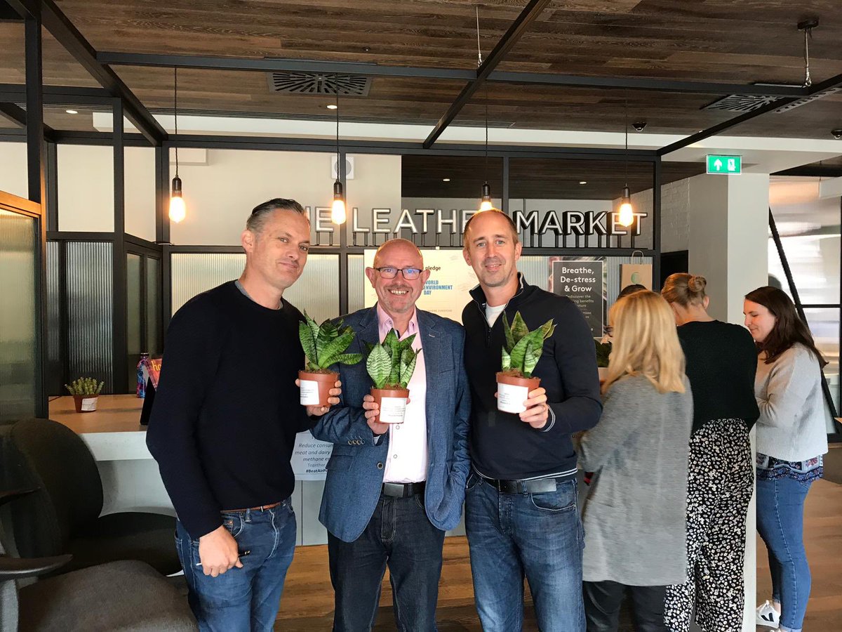WSLeathermarket's tweet photo. It’s #WorldEnvironmentDay. This years theme is #BeatAirPollution. Thank you to all @WSLeathermarket  who have committed to one of the pledges. A special thanks to our Leather Market Environment Group members @WChildCancer @anthesis_group and @bloomboxclub #DoingTheRightThing https://t.co/Uysf1Mmk44