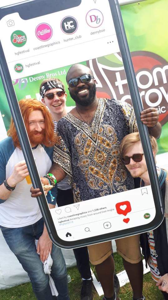 🎙🕺🏿Local wizards of ultra danceable soul &amp; funk ‘Yogi and The Invasion’ are playing this Saturday 8:30pm - 9:30pm on the big Coastline Graphics stage🔥 🎉
Your life 💥WILL💥 be better after singing along with these dudes for an hour ❤️
HomegrownFest.co.uk