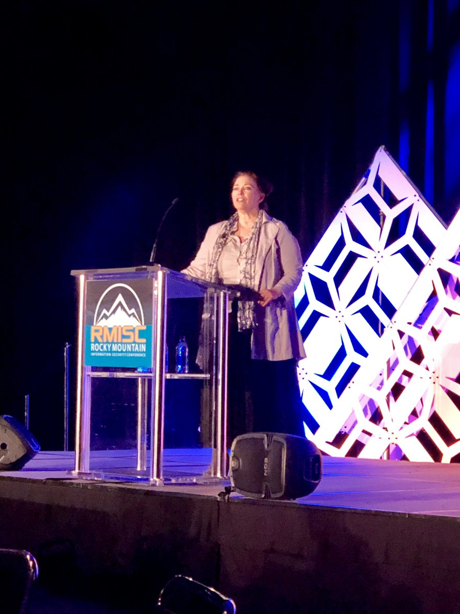 ckdiii's tweet image. Great keynote at the #RMISC by  @KimZetter