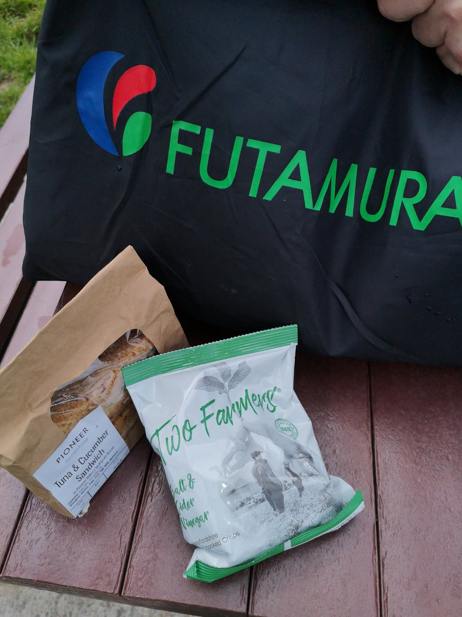 NatureFlexFilms's tweet photo. Today we've been on a litter pick and despite being a clean beach it's surprising how much rubbish we found #OnePlasticFreeDay #WorldEnvironmentDay we rewarded ourselves with a #plasticfree lunch packaged in products using #NatureFlexFilms @vegware @TwoFarmersHfd https://t.co/OraaiWUEwR