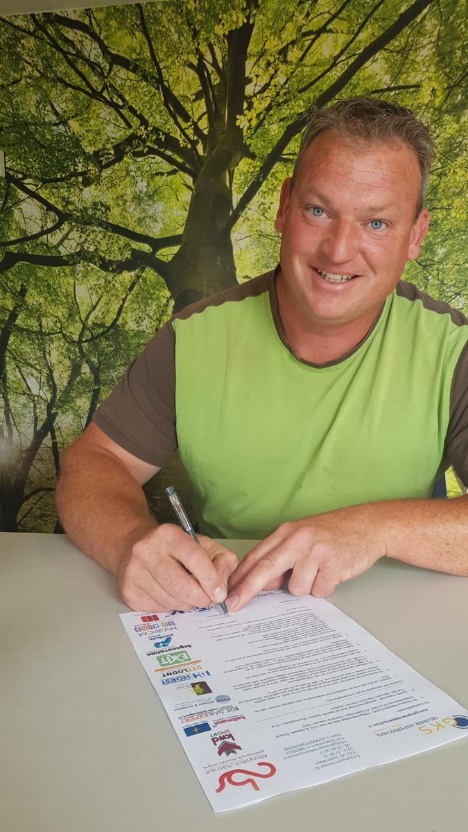 Wij zijn erg blij dat Spieker Kwekerijen uit Zieuwent de sponsorovereenkomst heeft verlengd en daarmee ook de komende 3 jaar als hoofdsponsor keepershandschoenen verbonden is aan de GKS. 

bit.ly/2WGUkjW