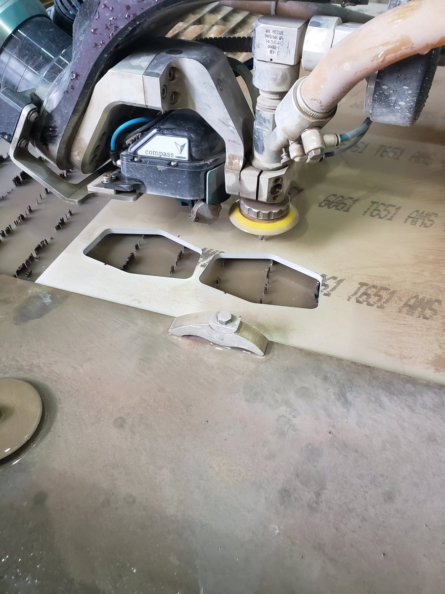 stephaniedeloa2's tweet image. @DogsRobotics is at Dominion Energy machine shop getting to see the water jet where a lot of our pieces were cut. So excited to thank the guys who offered to help this year! @GHSCollier