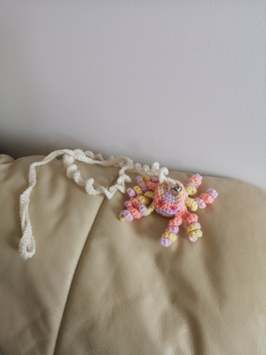 ECraftss's tweet photo. One of my popular makes is this cat toy... I got the idea from my kitty Diago as he had a fascination with spiders... Since then a lot of orders have gone through for them #cat #kitten #cattoy #kittentoy #crochet #crochetforcats #crochetkitty #hellokitty #popularmake https://t.co/vKgTOhzjEz