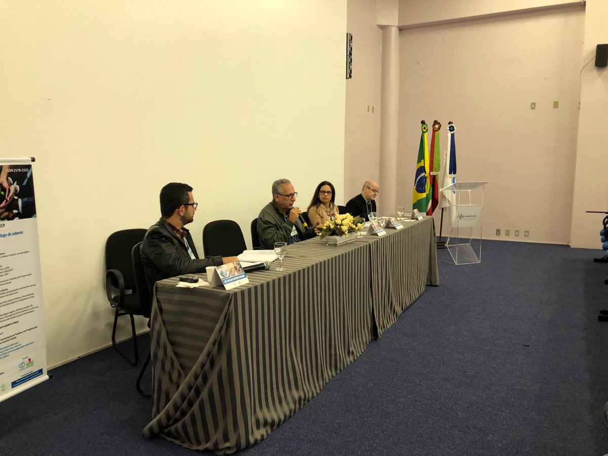 SPI_UNISUL's tweet photo. Estamos ao vivo debatendo sobre as Políticas Públicas, Território e Estado.
Quer tirar alguma dúvida com nossos professores e doutores? Manda pra gente!
#pesquisa #capes #unisul #unisulvirtual #universidade https://t.co/oVwI6iHdw5