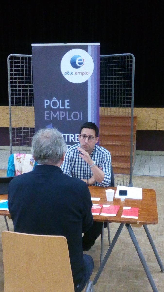 CaroLeFloch45's tweet photo. #PoleEmploi Orleans Est au ➕ près des territoires pour conseiller et orienter : forum #StDenisEnVal métiers de l'agriculture verte. https://t.co/olVQ9rssMi