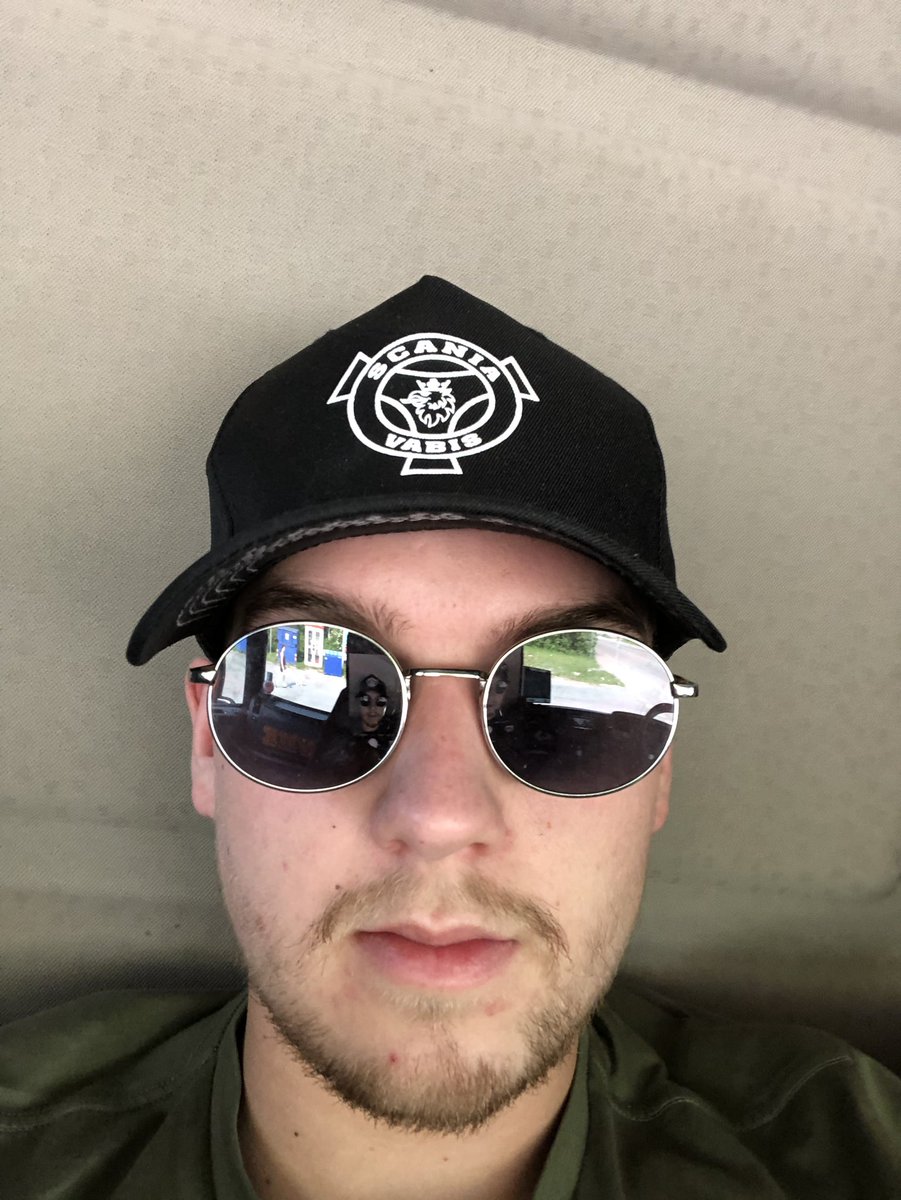 christoffer1234's tweet photo. #scania#redneck#truckerslife https://t.co/lkLUrbi3YV