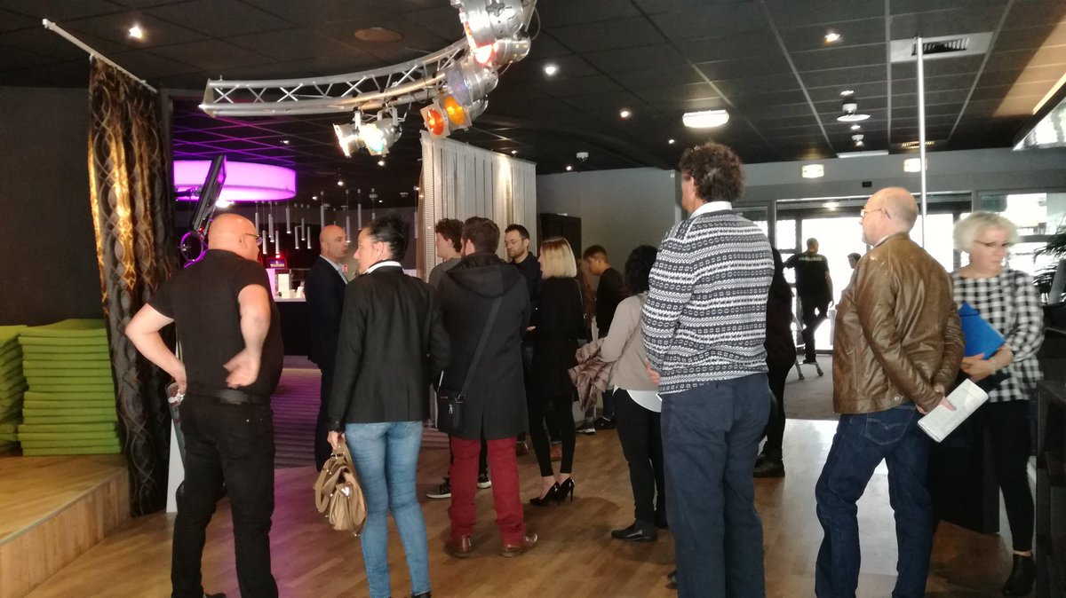 MandegouEva's tweet photo. #versunmetier #AvecPoleemploi une opération réussie au @casino _lacanau , portes ouvertes et rencontres entre demandeurs d'emploi et professionnels ! https://t.co/soef7lAsiC