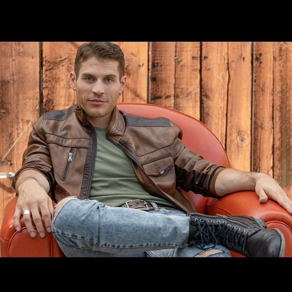 JMRamos1701D's tweet photo. #RockerWednesday #SWAT @dogmagayle @lantetrain @mo_goodwin @shemarmoorefans @Becoming_Bryna @deldotto_paula @Michael28710212 @partypaulg1992 @SwatWatchParty @swatcbs2017 @swatcbsfans @my_guy_jay
#TeamRocker https://t.co/t3mzRXGZxk