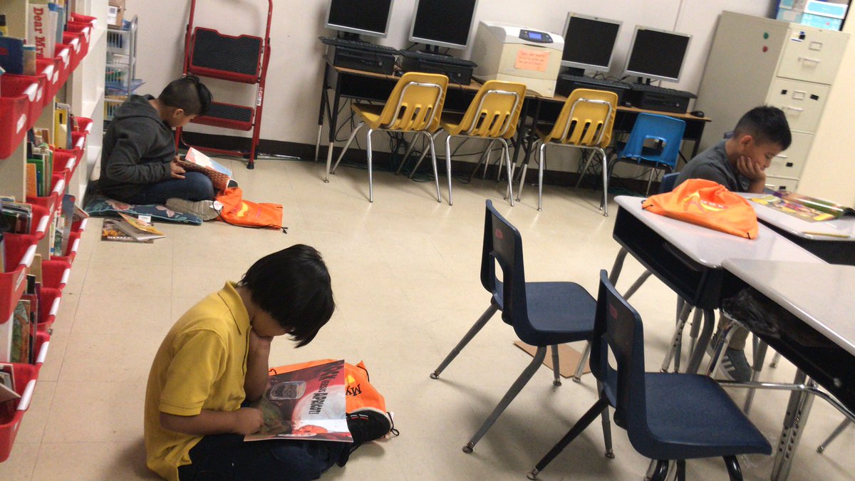 Ms_Ninas_Class1's tweet photo. Read to self @CrockettESHISD @ReadingMagical  @dinakirkconnell https://t.co/nit1Q0TioG