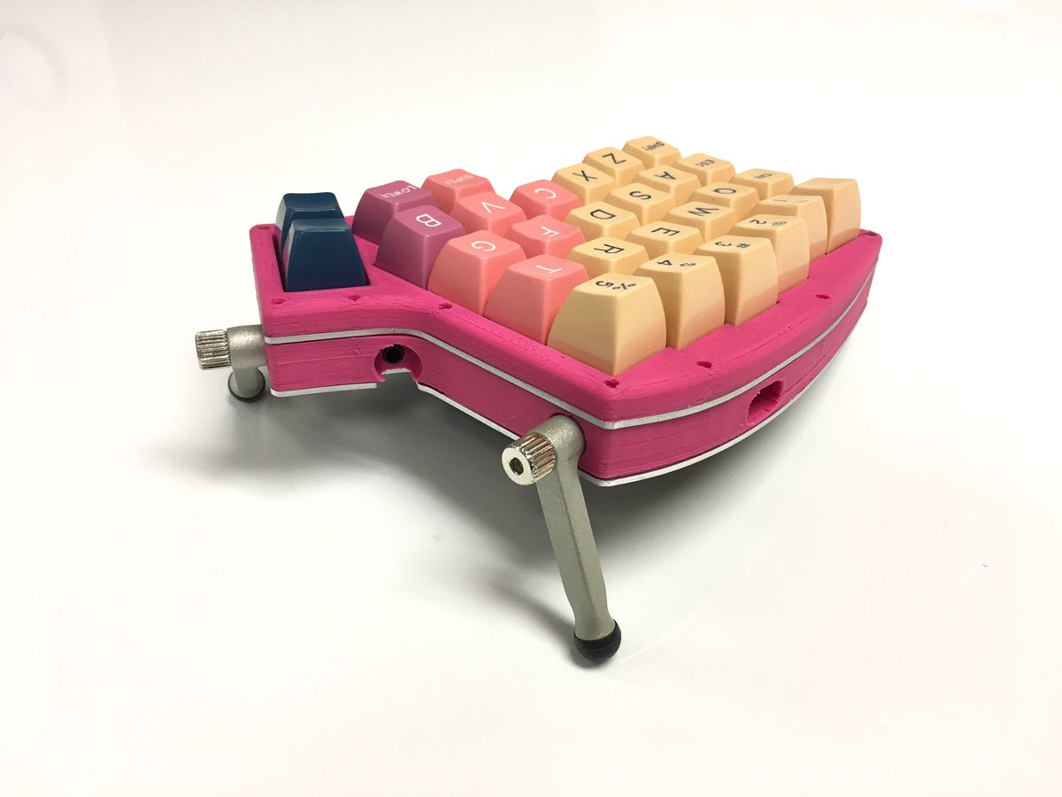 keebio's tweet image. SA Vilebloom came in to match the case