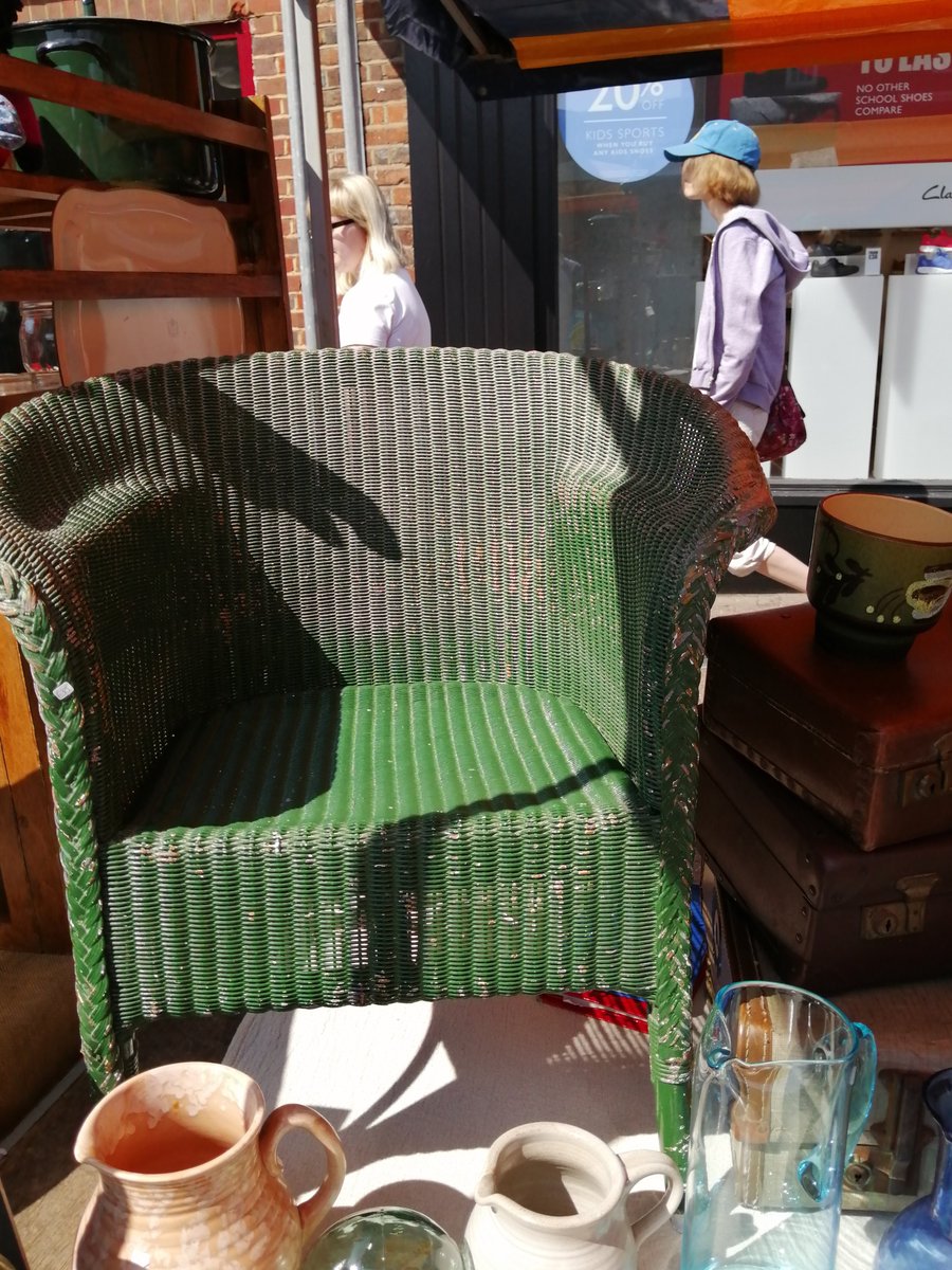 AlbansAnd's tweet photo. We are so glad to be back VERY soon. Sunday June 16th from 9am - 3pm on St Peters Street, St Albans AL1 3DH. The premier Antique and Vintage street market. Even more wonderful traders alongside favourite regulars filling nearly all of the street now. Can't wait to see you all! xx https://t.co/eZ0odKxCSz