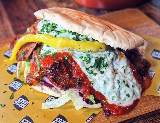 TheGuyForks's tweet photo. Absolutely kebab-ulous scenes from @koochamezzebar 👌🏻 Their diner kebab is packed with #seitan, all the salads, and a whole load of chilli sauce and tzatziki 👌🏻🌶 (£7.95)
.
Find them at @bristolcbf this weekend 🍺 #CrumbsSnaps #CrumbsMag #Vegan #Koocha… https://t.co/mdgMbUdJ8a https://t.co/7wSx8eNn8V