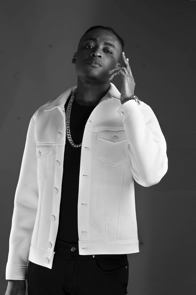 superboycheque's tweet photo. Music on Friday 💥💥💥 game over https://t.co/A9nCBXv7uB