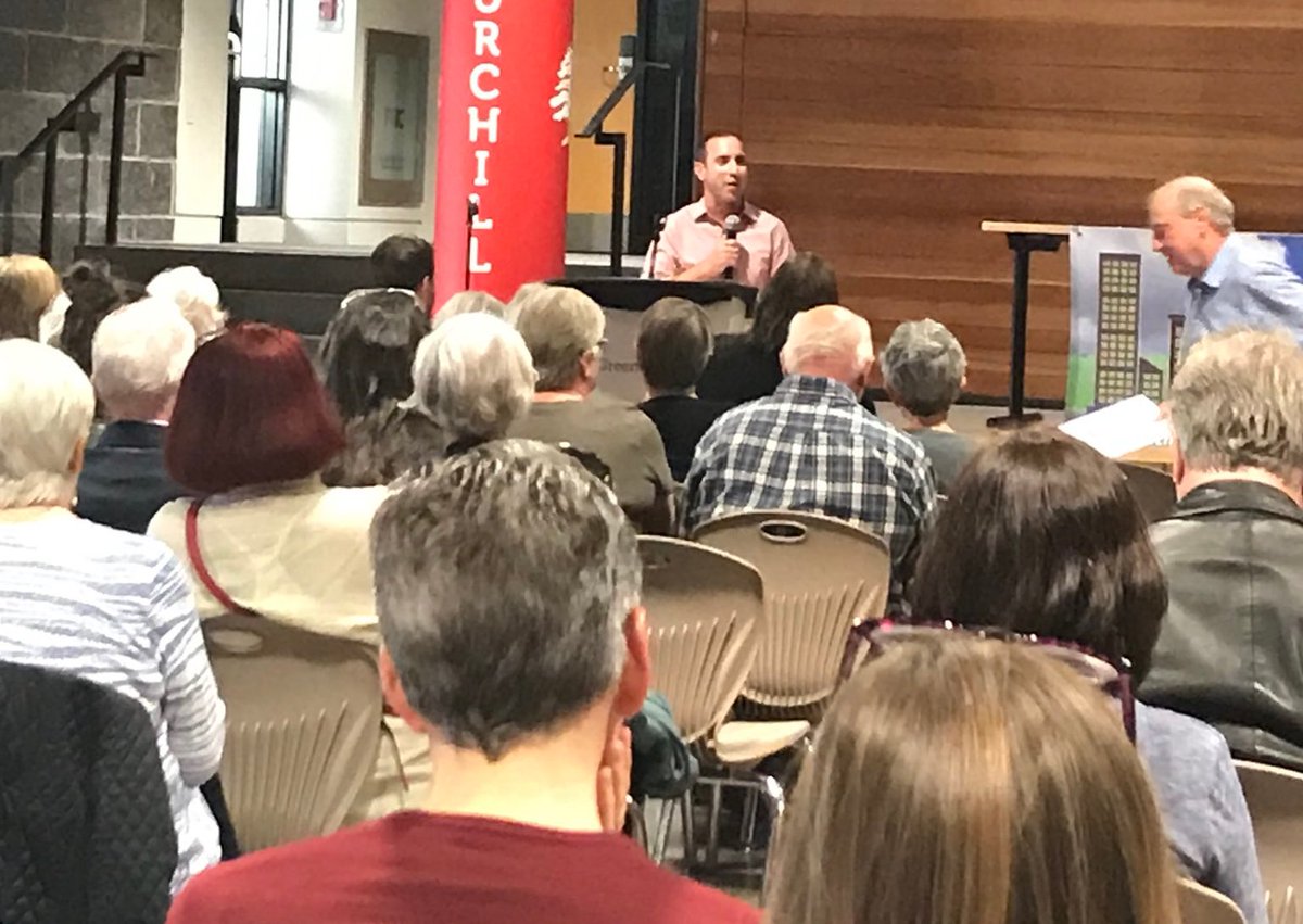 mjrichardson_to's tweet photo. @jm_mcgrath @jeffreybgray How many people do those Self-Appointed Groups ACTUALLY Represent in their Wards/Areas..?
How Representative of the Diversity (& Future) of Toronto are the Active-Members of those #FONTRA groups..?
Should the City follow their Old, White-Homeowner #NIMBY standards in 2019..? https://t.co/uogxq9XsFT