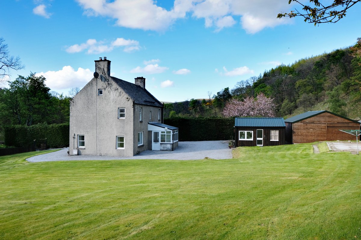 Galbraith_ELG's tweet photo. Hardhaugh, Dufftown

An impressive, Grade C listed family home offering bright and spacious accommodation in a peaceful yet easily accessible location on the outskirts of Dufftown.
Call us on 01343 546362 to arrange a viewing.

https://t.co/B9BKuwSTZ4 https://t.co/K5UVKTtwPI