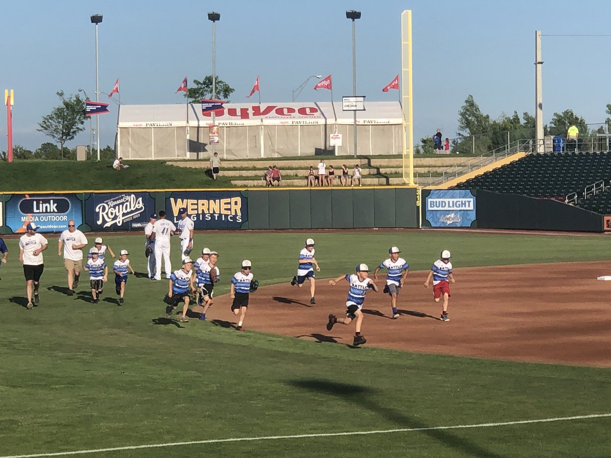 Cheris Kite (@cheriskite) on Twitter photo Thank you <a href="/MillardUnited/">MillardUnitedSports</a> & <a href="/OMAStormChasers/">Omaha Storm Chasers</a> for a great night of ⚾️ and team bonding! The boys of <a href="/MUBattleBlue8U/">Millard United Battle Blue 9U</a> & their families had an amazing time!! #homerun #baseball #fieldofdreams Thank you <a href="/MillardUnited/">MillardUnitedSports</a> & <a href="/OMAStormChasers/">Omaha Storm Chasers</a> for a great night of ⚾️ and team bonding! The boys of <a href="/MUBattleBlue8U/">Millard United Battle Blue 9U</a> & their families had an amazing time!! #homerun #baseball #fieldofdreams