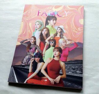 kpoplmn's tweet photo. TWICEプレゼント企画🎁

・TWICE  FANCY YOU 3形態

応募方法:
フォロー&amp;RT後DMにて案内致します！

当選人数
3人

#FANCY_YOU 
#TWICE                 
#FANCY_TWICE 
#once https://t.co/lICueTI3gH