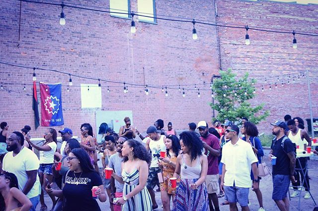 cincyybp's tweet image. How are your line dance skills? You might wanna brush up for SUMMERTIME PT 3 ⠀⠀
Saturday June 15th 4-8PM @ Five Points Alley in Walnut Hills
#juneteenthedition
#CYBP
#fortheculture bit.ly/2WlRG3A