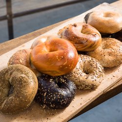 TKinTheAM's tweet photo. I want to air out the guy at the deli who keeps giving me white (plain) bagels when I order wheat (and he even repeated it twice!)
-@emaphotography #airoutWednesday https://t.co/Ag4V9oRAaO