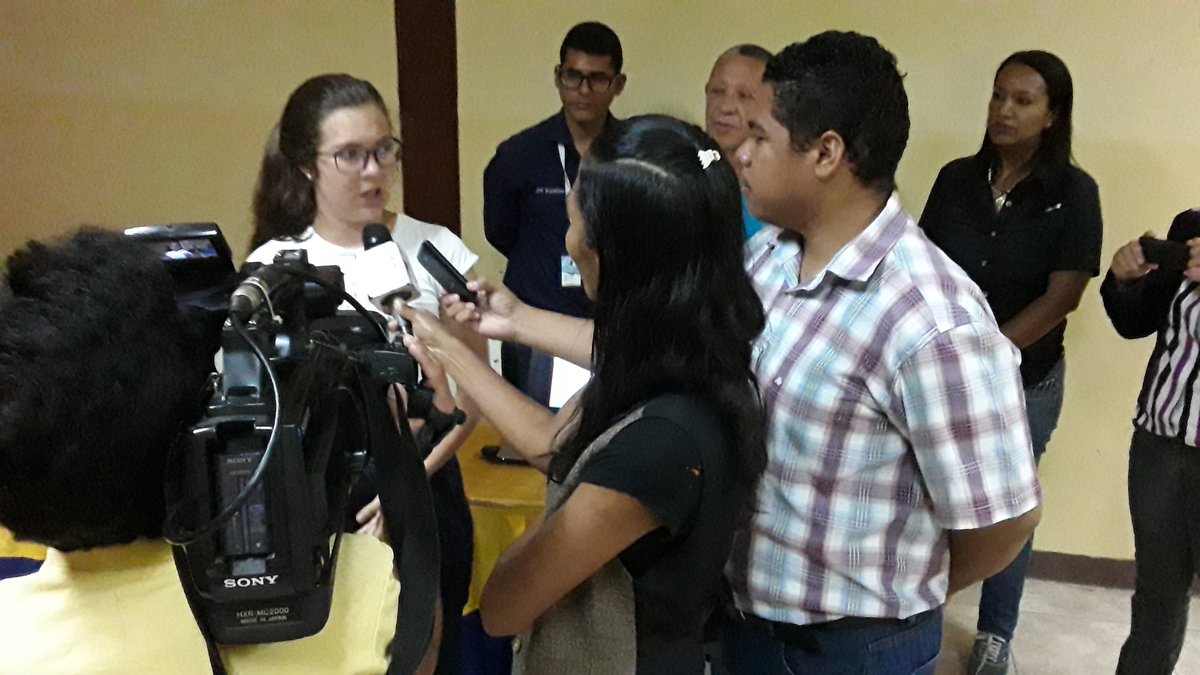 GCNucleoSucre's tweet photo. Hoy #5Junio, Estudiantes cursantes de la carrera de Ing. de Telecomunicaciones e Ing. Naval del @GCNucleoSucre a través de los medios de comunicación, muestran a la comunidad Sucrense las diferentes propuestas de proyectos que ofrecerán soluciones a las necesidades de la Región. https://t.co/ssJcN46VUA