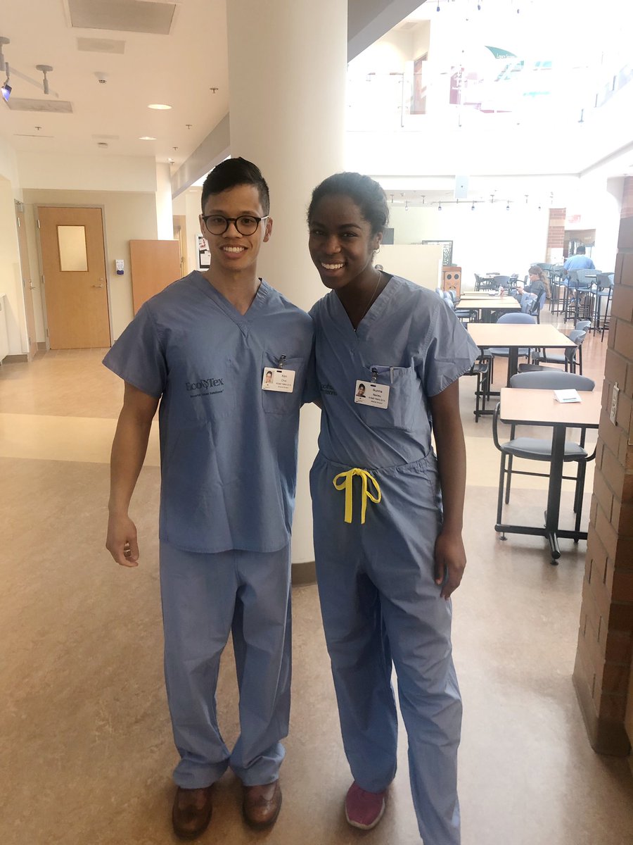 IkuNwosu's tweet photo. “What did you and Ken do this morning?” Lumps, bumps... and glove balloons for some elementary school kiddos! #QMedCW https://t.co/uuq4Lc4WRh