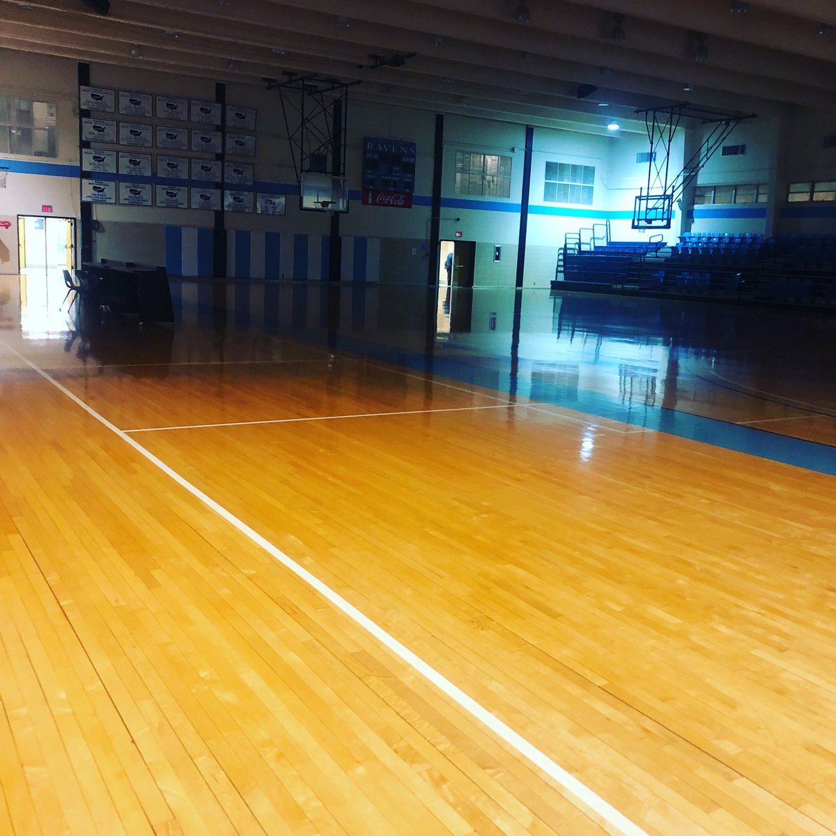 SanJacRecSports's tweet photo. It’s dark now but come 1-4pm every Wednesday the lights come on for open gym basketball! Come check us out. Open to all summer and fall sjc students. #sjc #summer #rec #basketball https://t.co/Ts5DI3o3HU