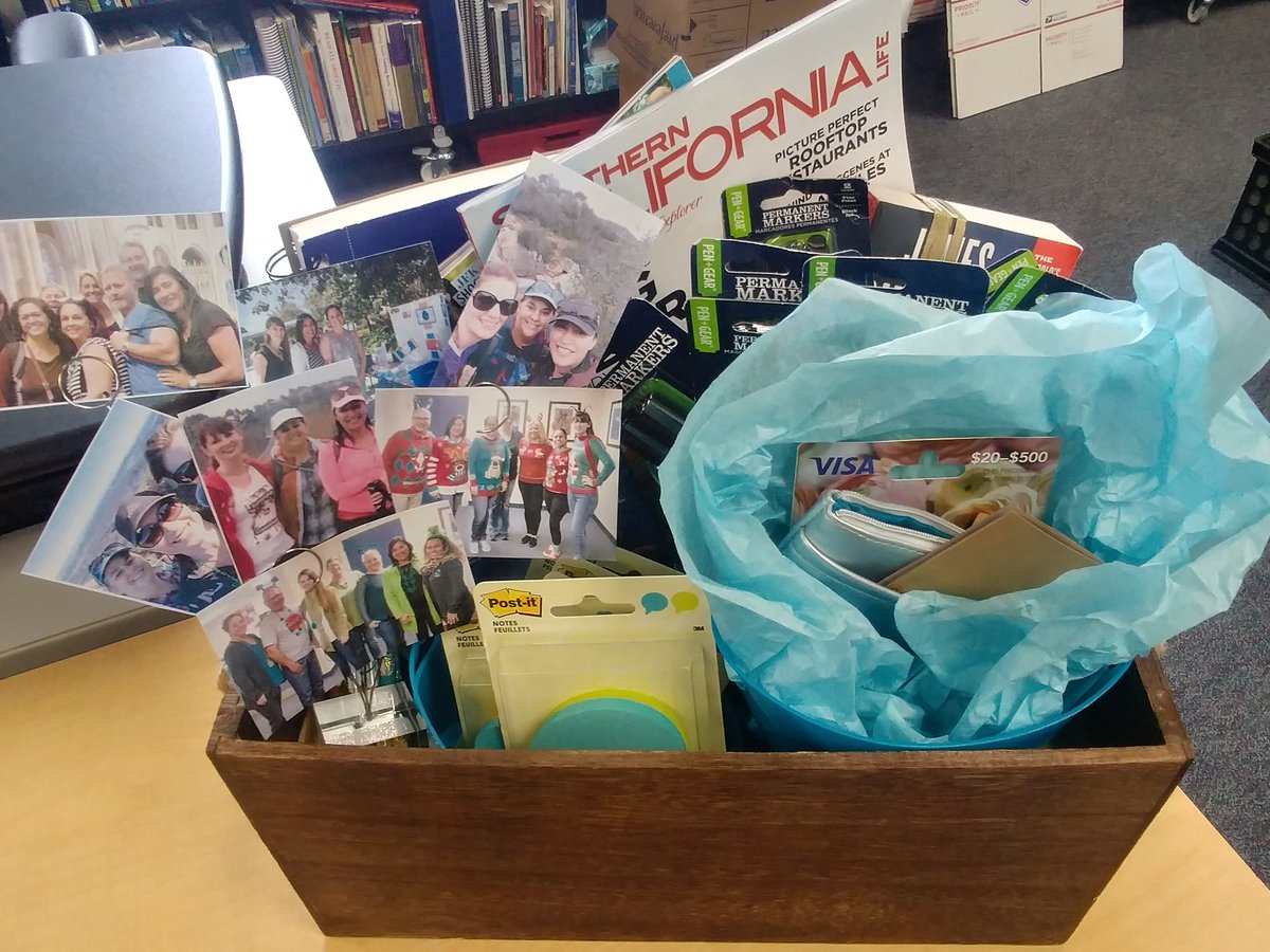 ElmaCani's tweet image. Thank you #TeamTOSA and #LearningandInnovation for the fantastic luncheon and gifts!! I have enjoyed working and learning alongside all of you!! ❤📖🔢🍎