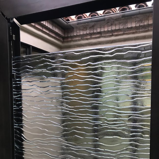 CastGlassImages's tweet image. 💧Modern Water Feature💧 Outdoor or indoor—the options are endless with a custom cast glass water feature. Complement your space with a serene focal point using plain glass, colored glass or a simple texture.
#castglass #modern #decorative #remodeling #waterfeature #outdoorspace