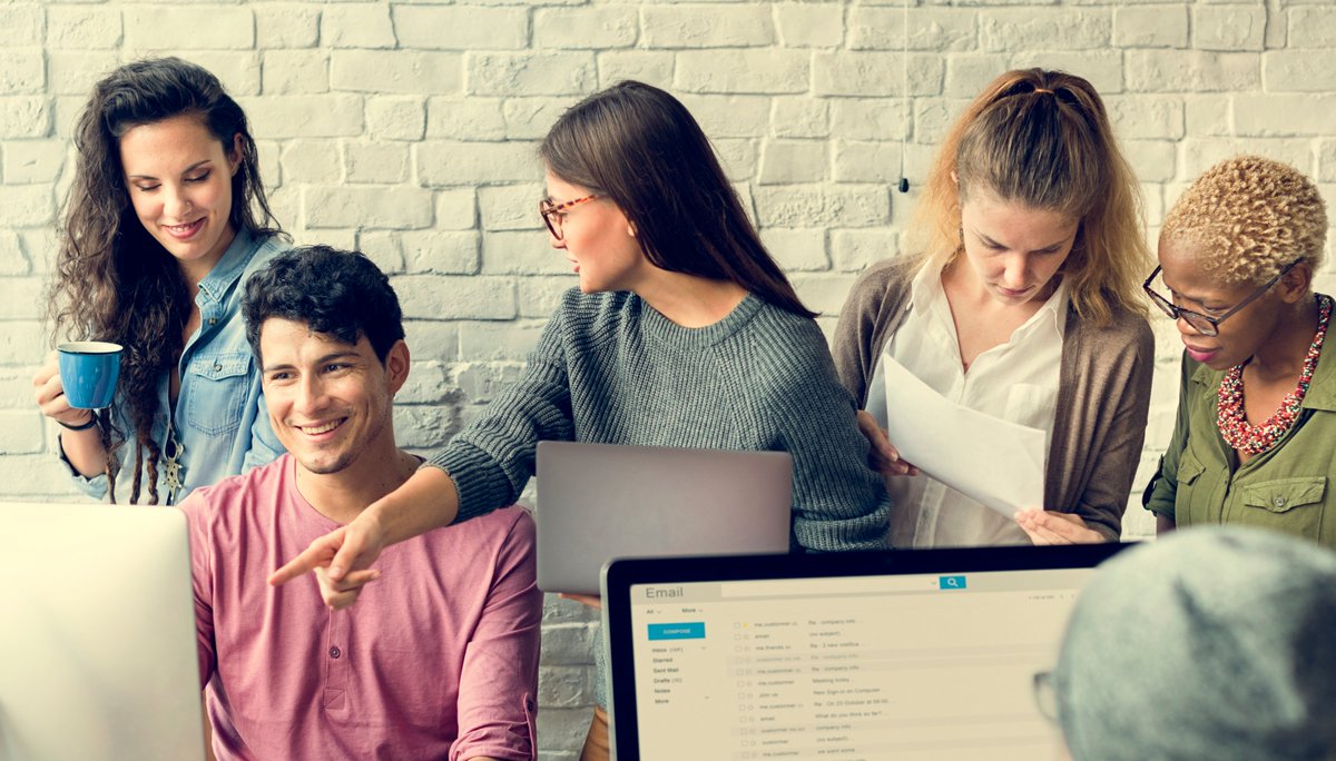 engageonQ's tweet photo. Engaging your employees can help make your company stronger. #EmployeeEngagement #ListentoWin #ReturnonListening https://t.co/runZM6gTwC https://t.co/9q1PxvNXGQ
