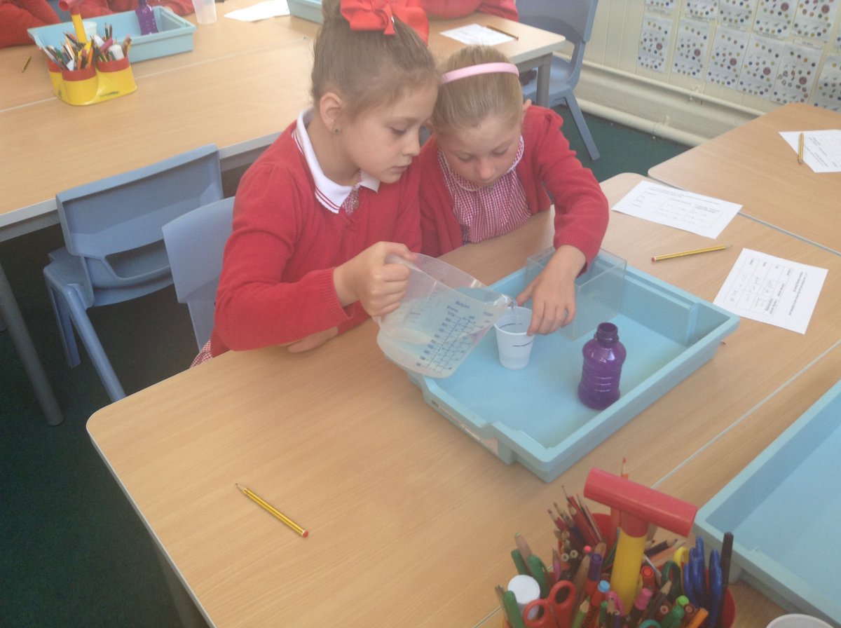 Jon30010350Jon's tweet photo. Learning how to read scales and measure capacity. @St_Marys_First https://t.co/u7j5mxtyZ0
