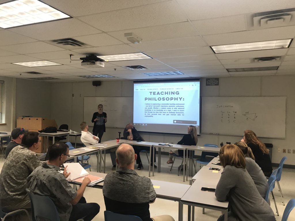 Nursing_Prof's tweet photo. WOW some stellar portfolios & technology experiments #CEDP2019p3
#LearningTeam7
@KathrynHansenkd https://t.co/wlNXwUspAq