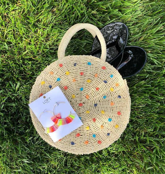 TangerOutlets's tweet photo. The cutest bag we ever did see! #LOFTOutlet https://t.co/Uj6mSRfQNj