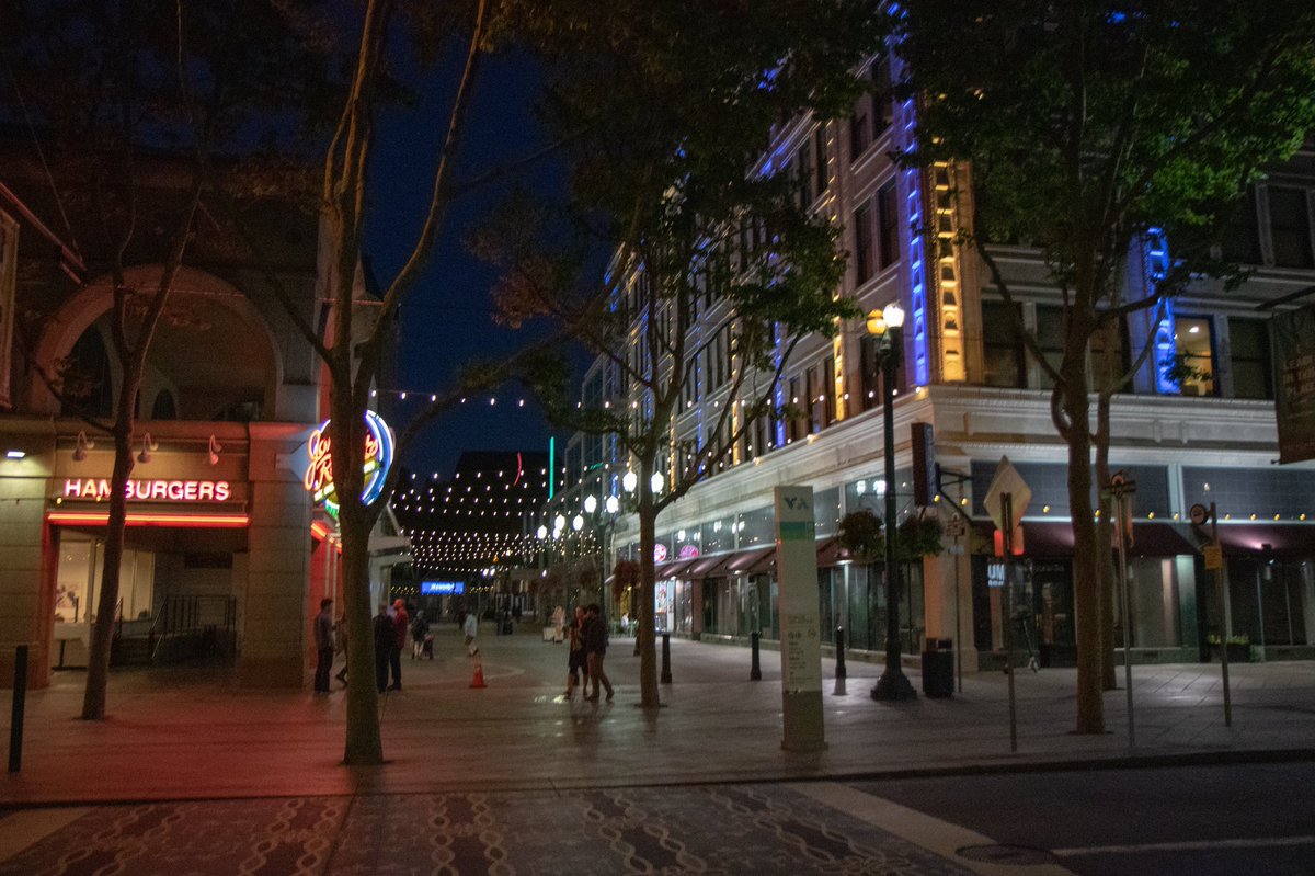 dwrrss's tweet image. Wandering the streets #WWDC2019