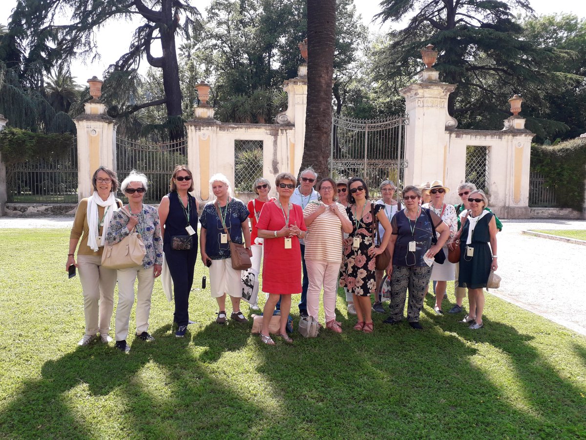 Visites privées de la bibliothèque Corsinia et de la villa Farnesina. Rencontre à la librairie française de Rome. Un superbe séjour pour les Amis de <a href="/laBnF/">La Bibliothèque nationale de France</a>