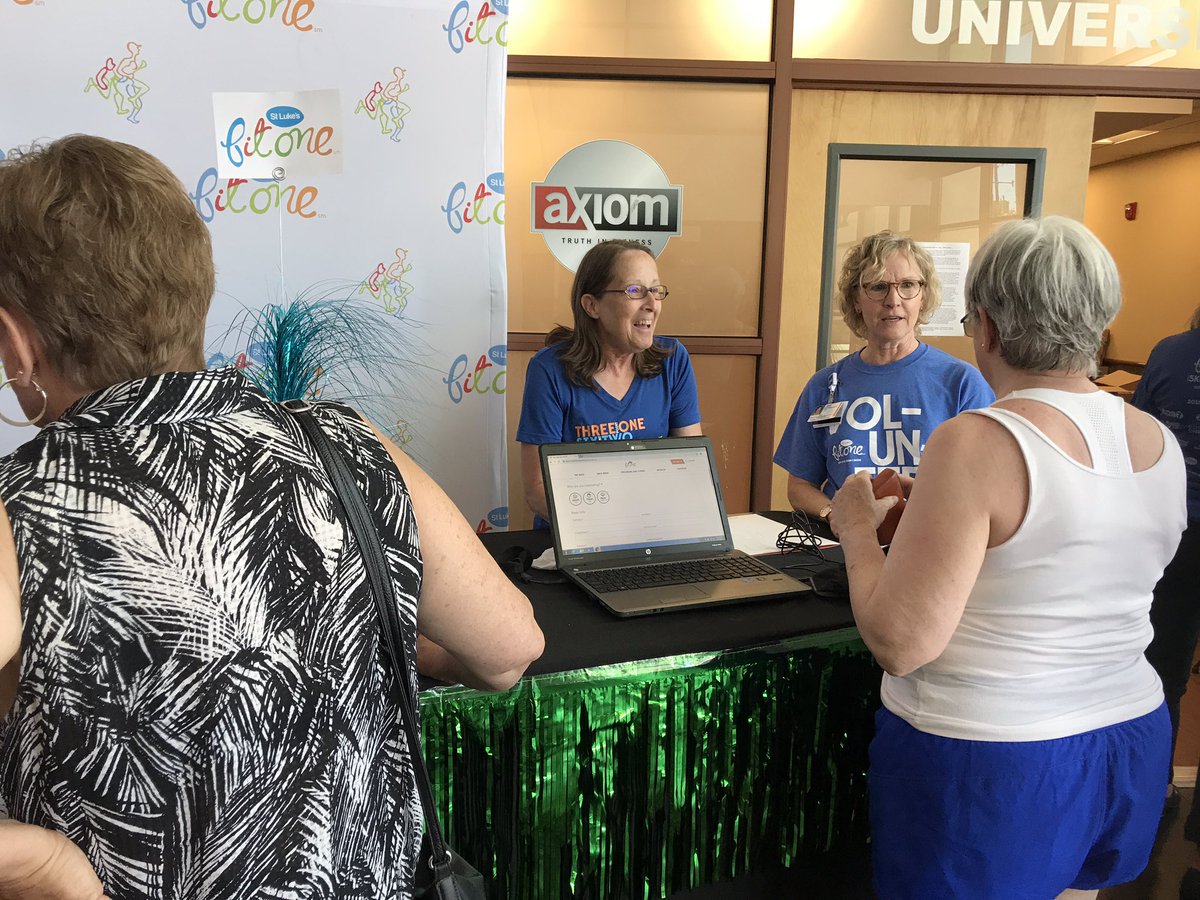 FitOneBoise's tweet image. A lot of people are signing up today for @FitOneBoise for the FIRST TIME! Today’s the day to join them. #NRD specials of $20 entry fees for any distance, 5k, 10k and half marathon. #FitOneBoise