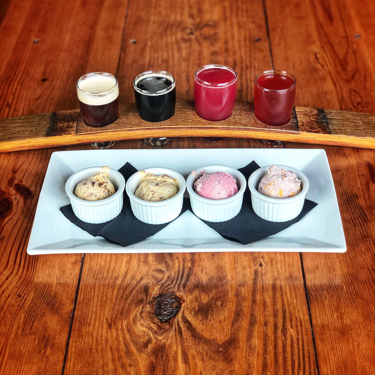 liquidartphilly's tweet photo. Check out this pairing flight featuring @roypitz #liquidart and Philadelphia Brews Creamery ice cream churned with the beers! Now serving up while supplies last.
. . .
#phillylovesbeer #phillybeer #wherethewildbrewsare #pabeer #beericecream #springartsphl #phillyicecream https://t.co/IEqMvgbd1f