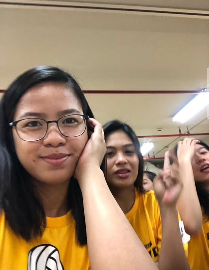 ysavisuals's tweet photo. oh pak ate @eyalaureee 💛 https://t.co/PHzT8FArp6