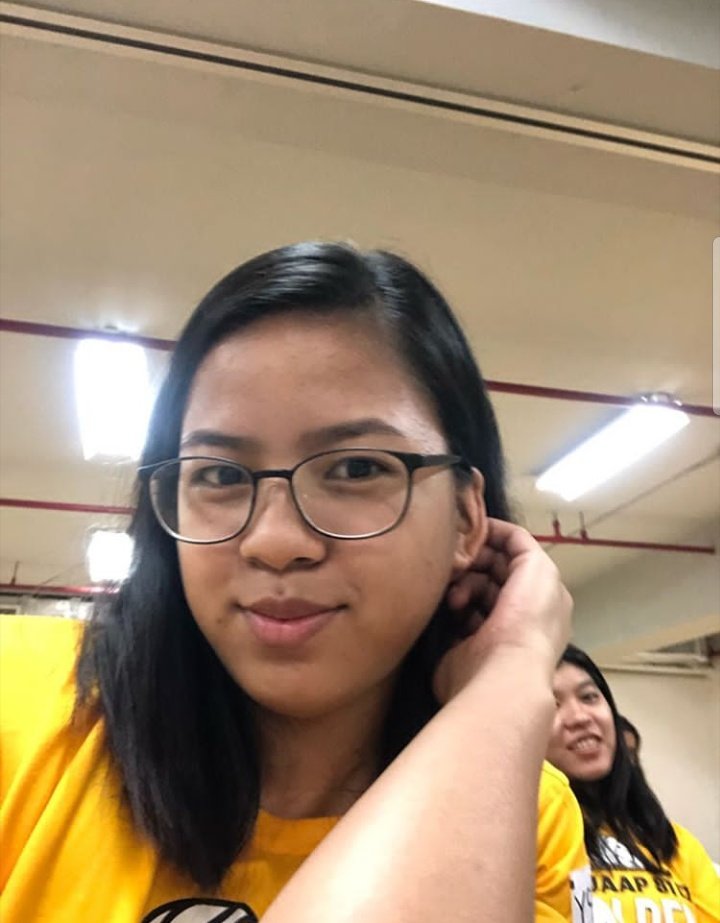 ysavisuals's tweet photo. oh pak ate @eyalaureee 💛 https://t.co/PHzT8FArp6