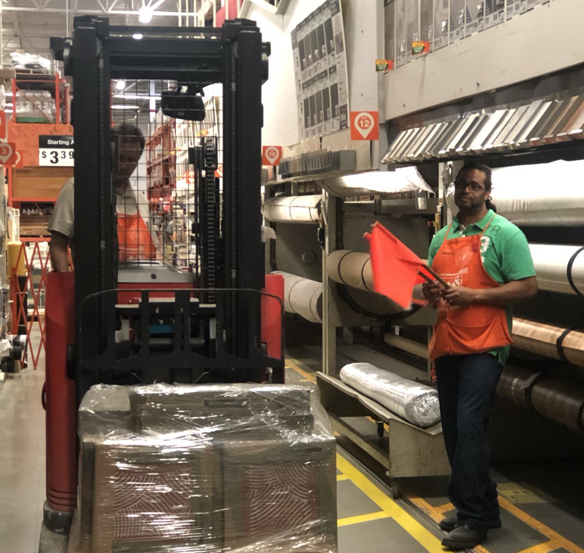 PatrolSafety's tweet image. Thank you Alex &amp;amp; Demetrius for working safe in the aisle. Wearing PPE gloves while using a safety knife and 
for always having a spotter while using the reach truck. Big congrats to our new associate Demetrius, he received his first Safety Bravo and letter S.