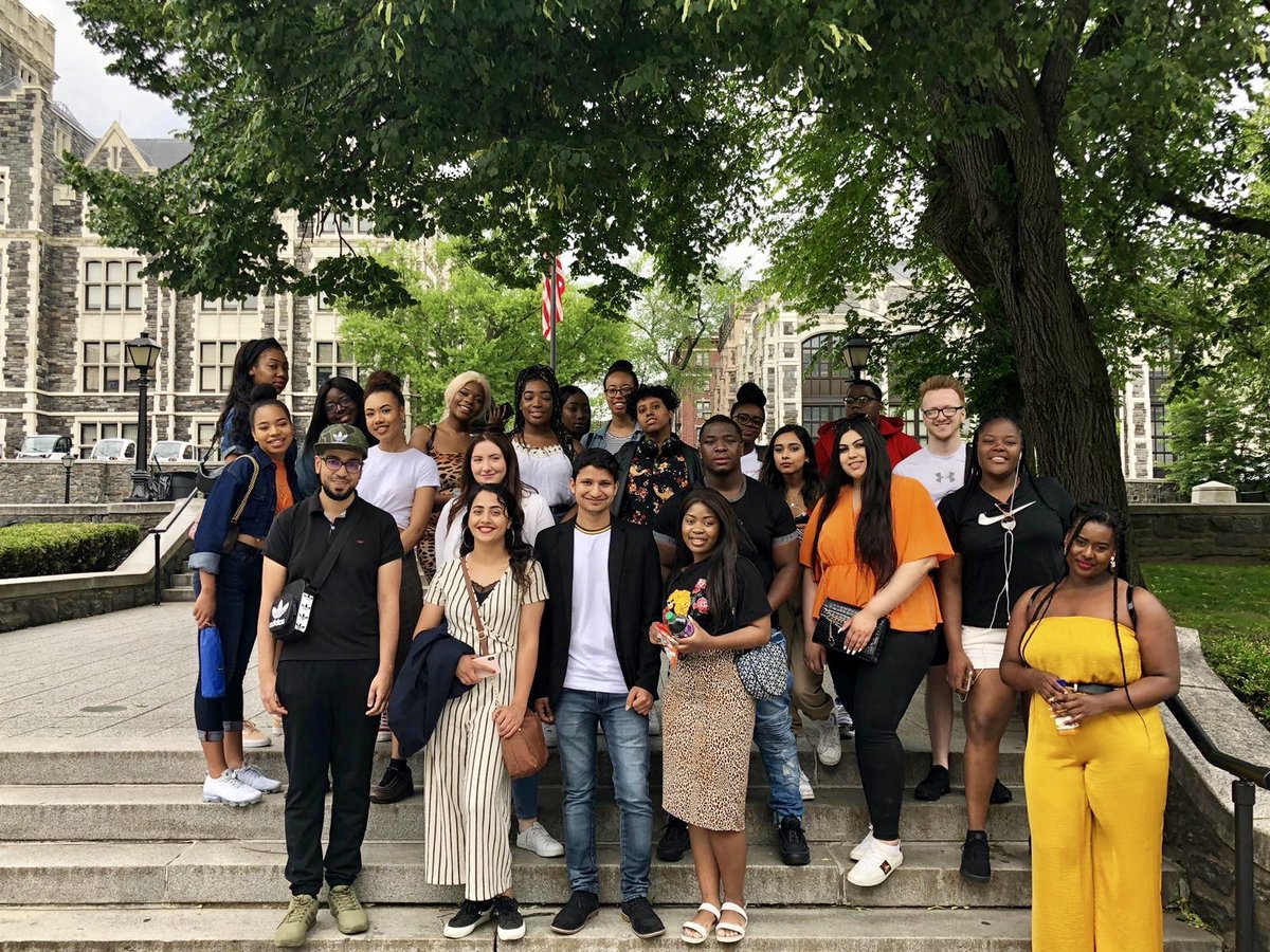 dmuleicester's tweet photo. Itโs the 3rd and final day of organised activities for our students in New York on the Freedom to Achieve #DMUglobal trip. Today theyโre off to the @cpowellschool @CityCollegeNY in Harlem to discuss topics including ethnicity and education with their US peers ๐บ๐ธ #DMUfreedom https://t.co/tnSJxJm6KB