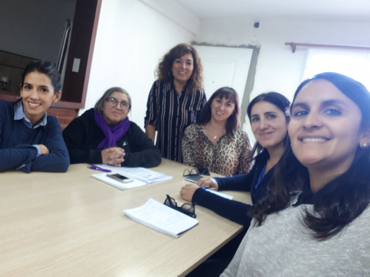 Hoy trabajamos desde la Mesa de Diversidad con Gachy Awad para invitar al encuentro que está organizando con @OnusidaLatina #ONUSIDA, y llegará por primera vez a Patagonia en el mes de Julio en #Madryn